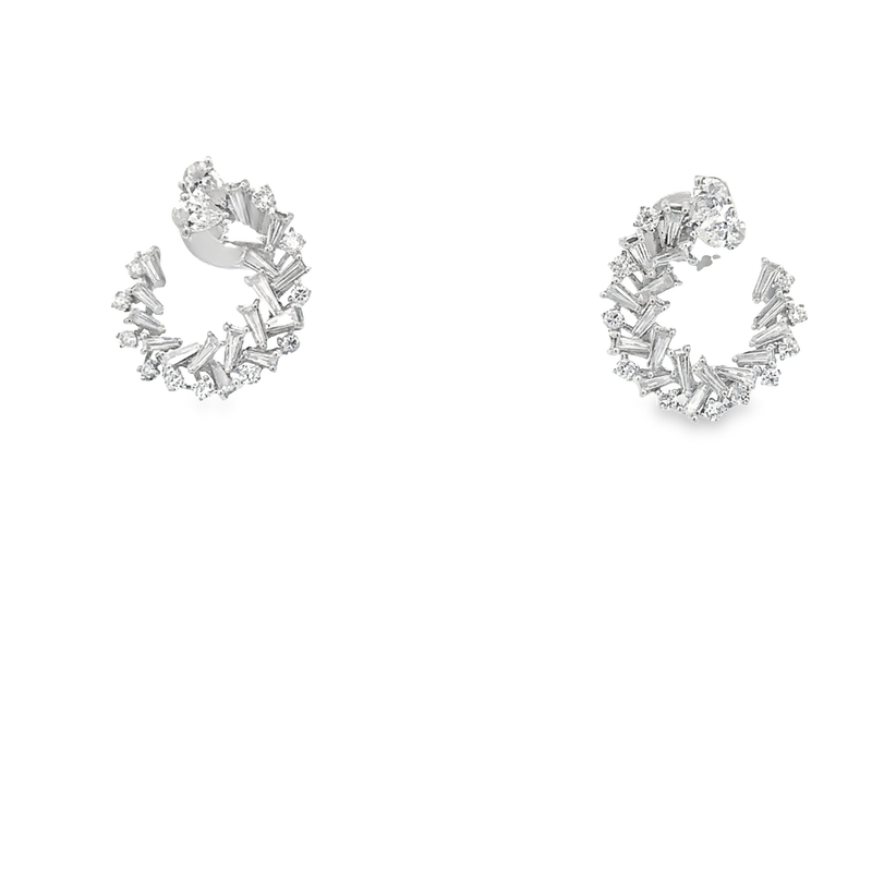 Quinn White Gold Diamond Earrings